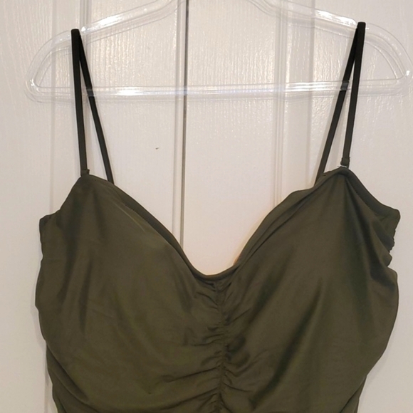 NWT J. Crew Ruched Sweetheart One Piece Swimsuit Safari Green Size 24 BF176 - Picture 5 of 12